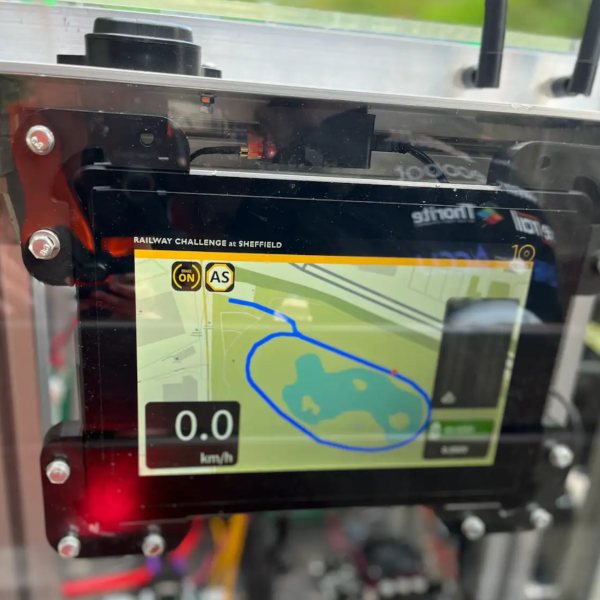 Driver dashboard showing a map and a speed of 0.0 km/h